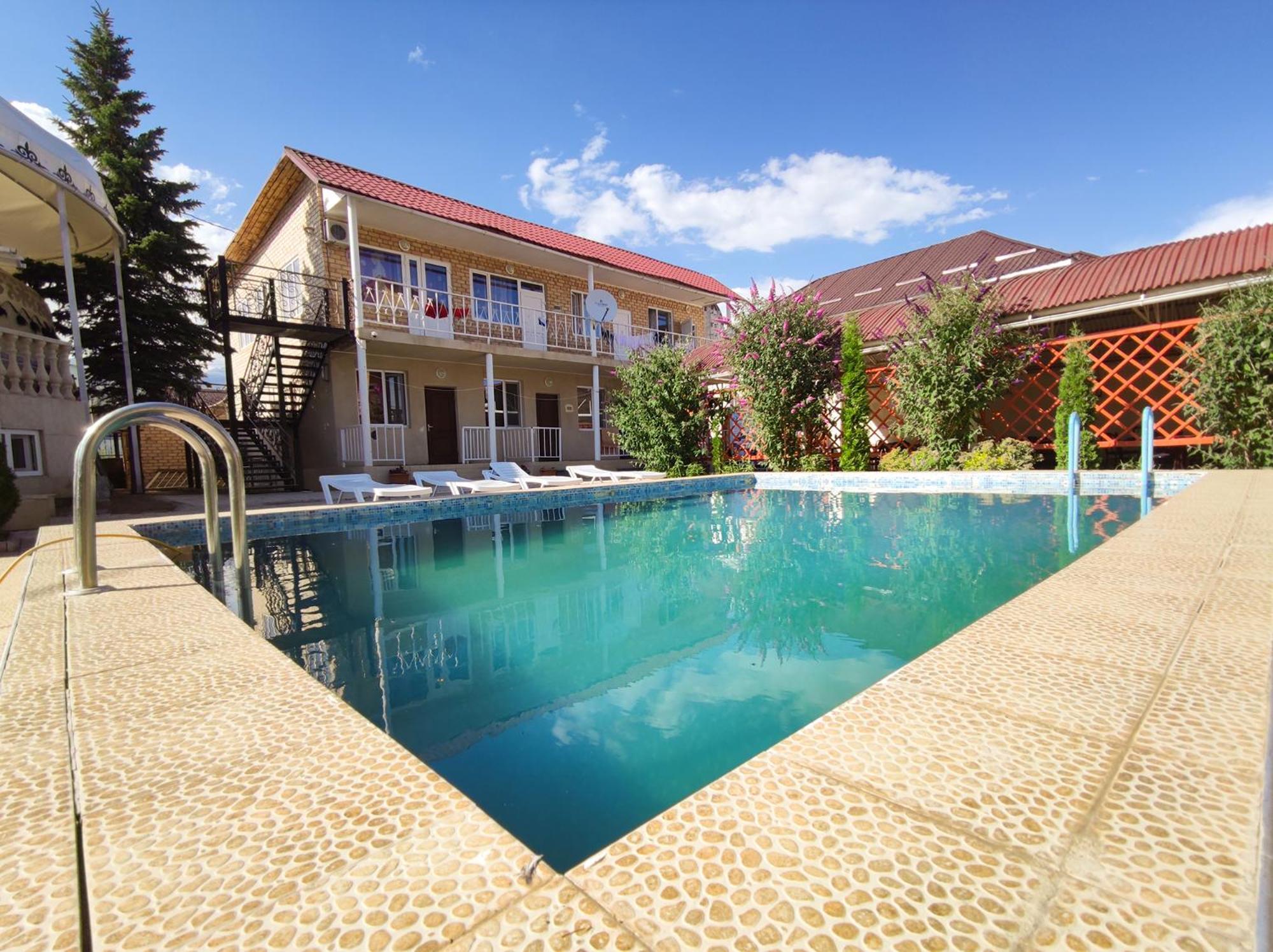 Hotel Адилет Cholpon-Ata Exteriér fotografie