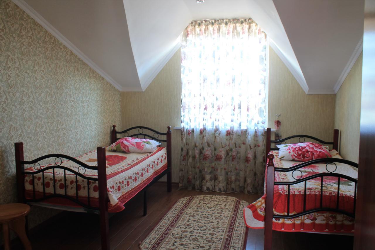 Hotel Адилет Cholpon-Ata Exteriér fotografie